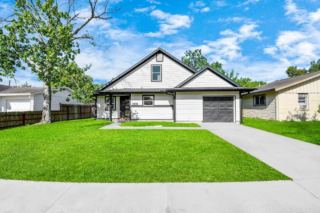 2214 Purdue Street Pasadena TX 77502