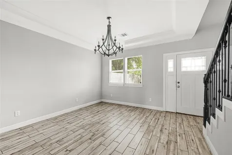 1004 Bonnie Street Houston TX 77587