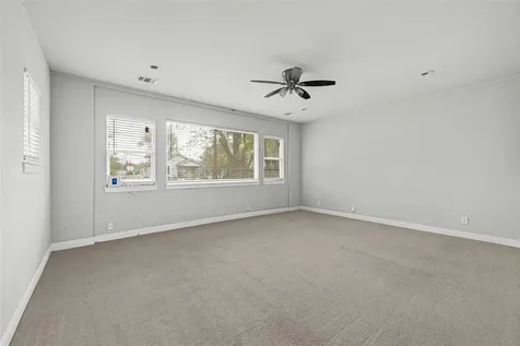 1004 Bonnie Street Houston TX 77587