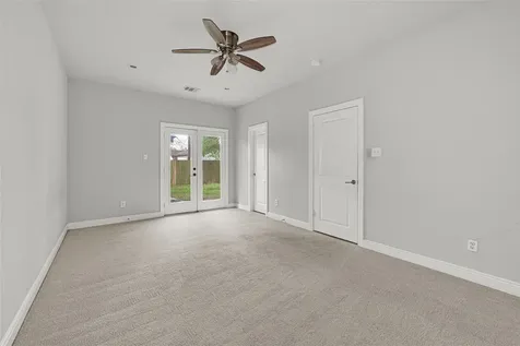 1004 Bonnie Street Houston TX 77587