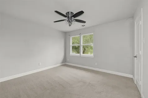 1004 Bonnie Street Houston TX 77587