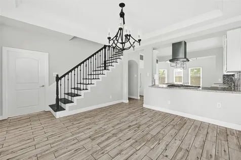 1004 Bonnie Street Houston TX 77587