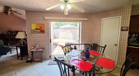 3919 Vineyard Drive Houston TX 77082