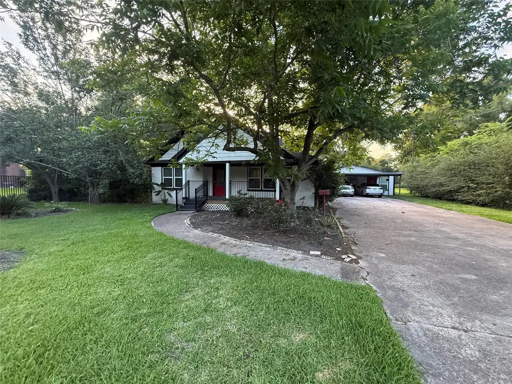 7135 Cayton Street Houston TX 77061