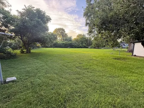 7135 Cayton Street Houston TX 77061