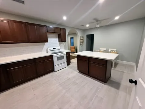 7135 Cayton Street Houston TX 77061