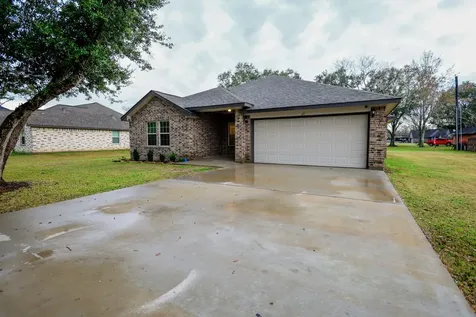 62 Nelson Court Jones Creek TX 77541