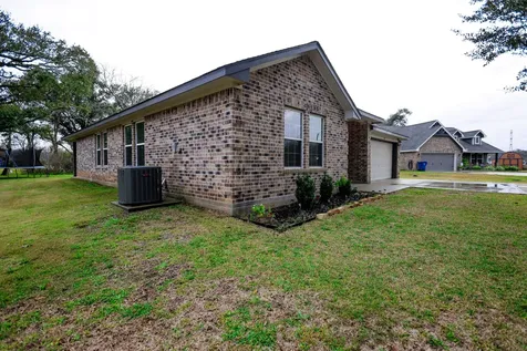 62 Nelson Court Jones Creek TX 77541
