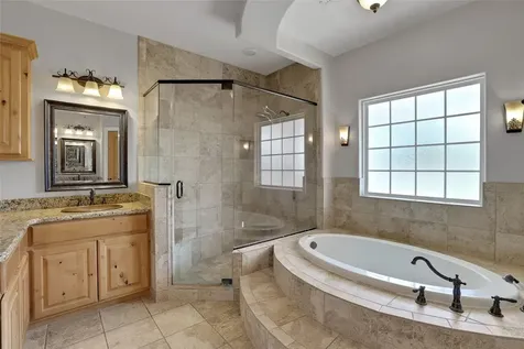 1510 Magnolia Bend W Baytown TX 77523