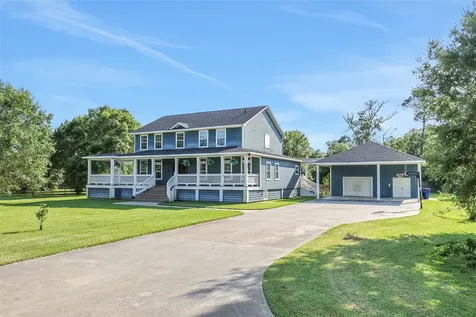 1510 Magnolia Bend W Baytown TX 77523