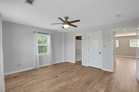 1510 Magnolia Bend W Baytown TX 77523
