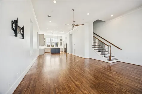 1243 W 15th 1/2 Street Houston TX 77008