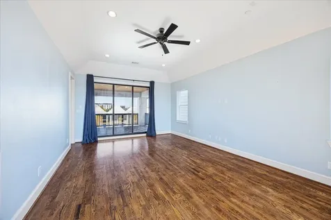 1243 W 15th 1/2 Street Houston TX 77008
