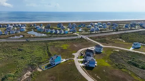 25827 Bay Breeze Drive Galveston TX 77554
