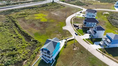 25827 Bay Breeze Drive Galveston TX 77554