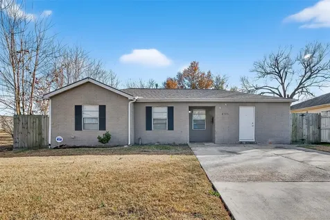 8782 Flossie Mae Street Houston TX 77029