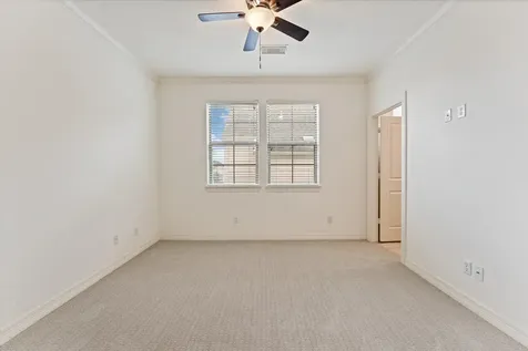906 Reinicke Street Houston TX 77007