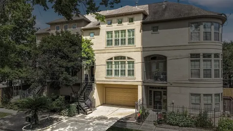 906 Reinicke Street Houston TX 77007
