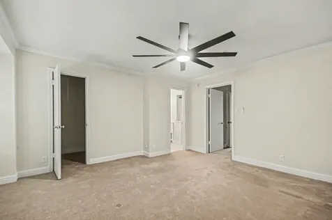 2125 Winrock Boulevard 38 Houston TX 77057