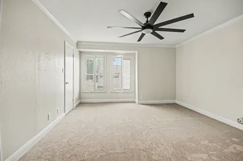2125 Winrock Boulevard 38 Houston TX 77057