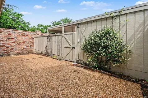 2125 Winrock Boulevard 38 Houston TX 77057