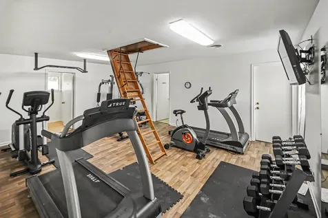 2125 Winrock Boulevard 38 Houston TX 77057