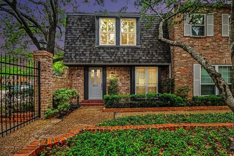2125 Winrock Boulevard 38 Houston TX 77057