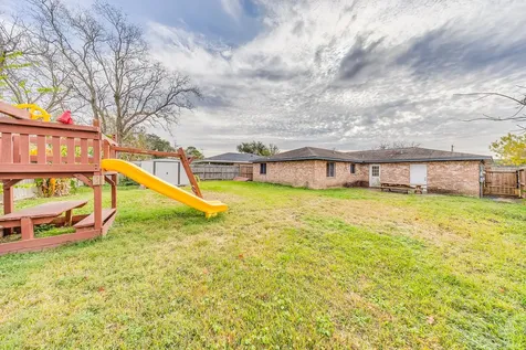 1221 Kitty Street Deer Park TX 77536