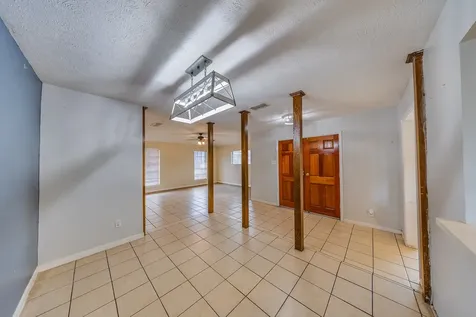 1221 Kitty Street Deer Park TX 77536