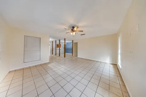 1221 Kitty Street Deer Park TX 77536