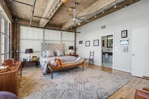 204 Travis Street 4e Houston TX 77002