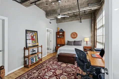204 Travis Street 4e Houston TX 77002