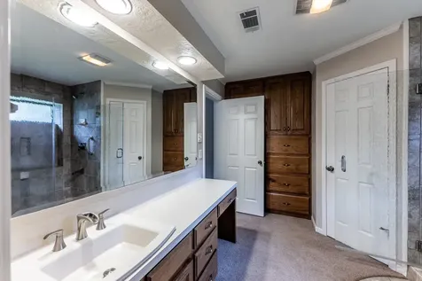 104 Oakview Circle Huntsville TX 77340