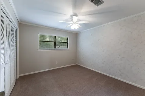 104 Oakview Circle Huntsville TX 77340