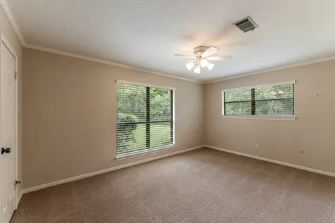 104 Oakview Circle Huntsville TX 77340