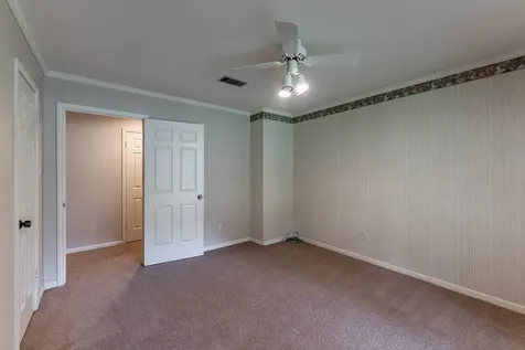 104 Oakview Circle Huntsville TX 77340