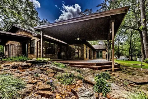 104 Oakview Circle Huntsville TX 77340