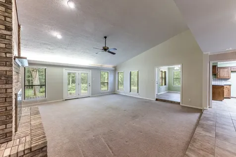 104 Oakview Circle Huntsville TX 77340