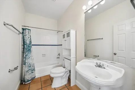 4011 Garrott Street Houston TX 77006