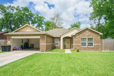 643 N Starboard Street Crosby TX 77532