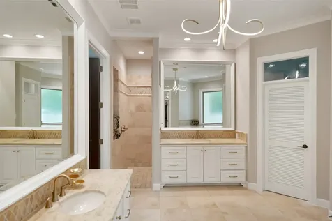 19 Harmony Links Place The Woodlands TX 77382