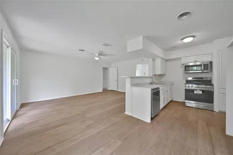 5703 Oakham Street Houston TX 77085
