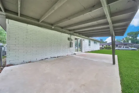 5703 Oakham Street Houston TX 77085