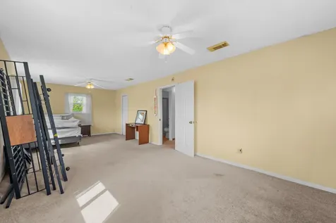 7506 Nightingale Circle Texas City TX 77591