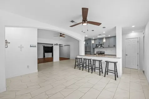 7506 Nightingale Circle Texas City TX 77591