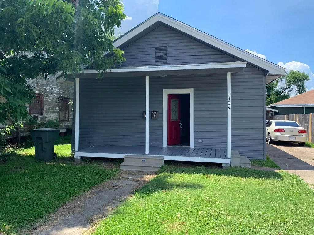 1409 10th Street Port Arthur TX 77640