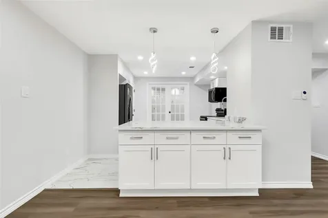 7 Briar Dale Court A Houston TX 77027