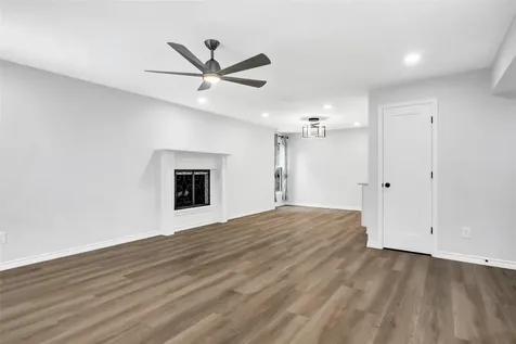 7 Briar Dale Court A Houston TX 77027