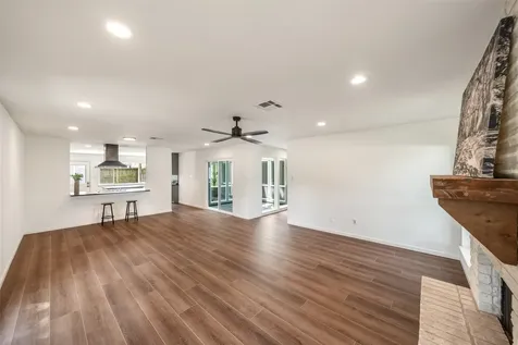 15826 Stonehaven Drive Houston TX 77059