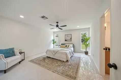 15826 Stonehaven Drive Houston TX 77059